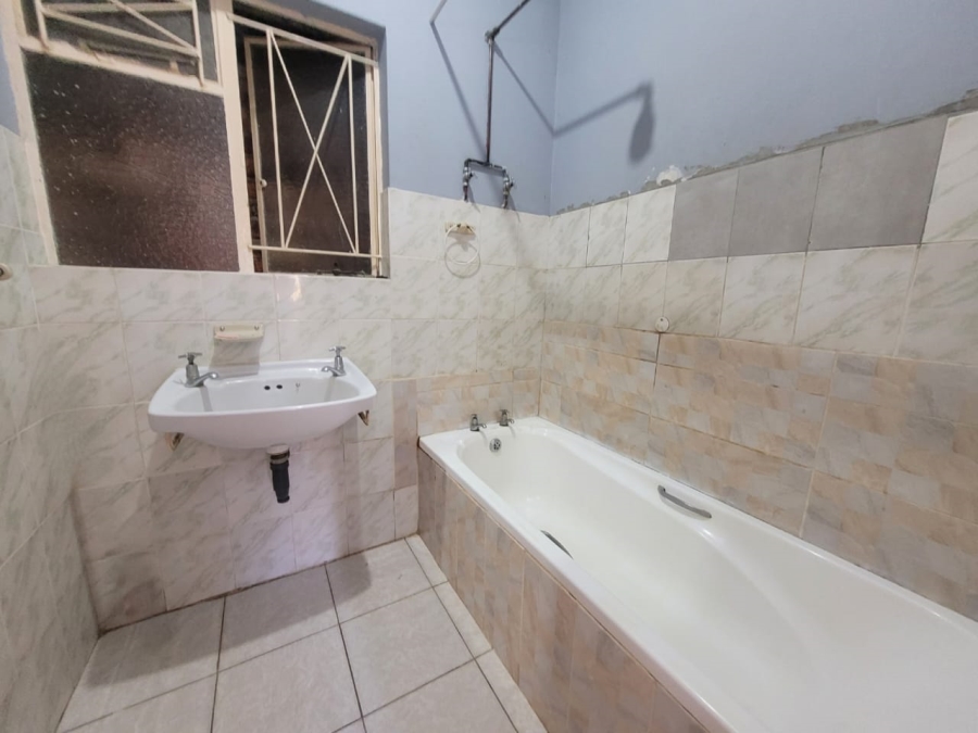 To Let 3 Bedroom Property for Rent in Humansdorp Eastern Cape